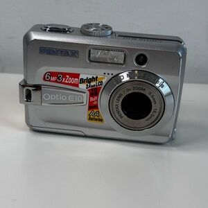 📷 Pentax Optio E10 Digital Camera 6MP Compact Silver 3x Zoom 🖤